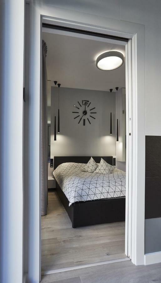 Apartament Baltica Z Ogrodkiem - W Ustronnym Miejscu Tuz Przy Plazy Роґово Екстер'єр фото