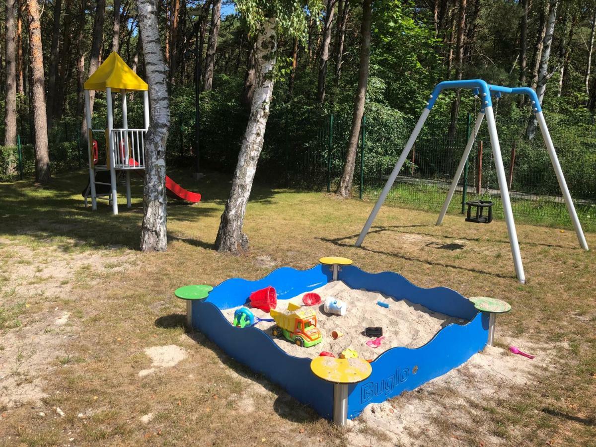 Apartament Baltica Z Ogrodkiem - W Ustronnym Miejscu Tuz Przy Plazy Роґово Екстер'єр фото
